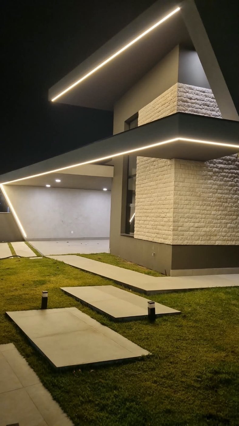 Residência à noite
